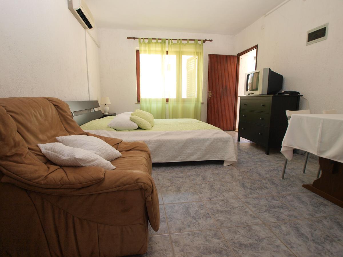 Apartments Marija 85 Фажана Экстерьер фото